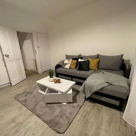 Spacious 2 Bedroom On Tower Bridge Λονδίνο Εξωτερικό φωτογραφία